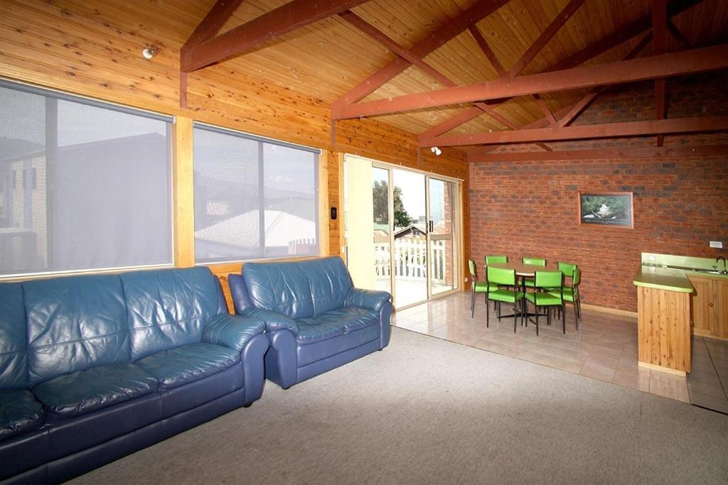 Apollo Bay Backpackers Lodge エクステリア 写真